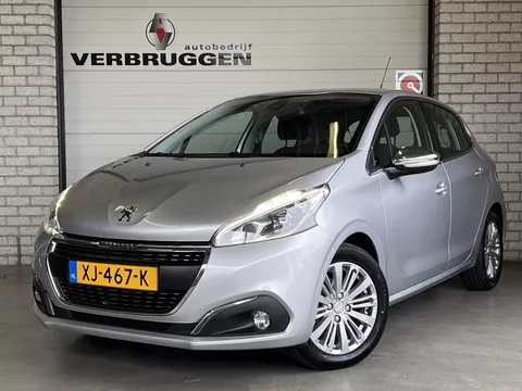 Peugeot 208 1.2 PureTech Allure | 16" LMV | PDC | Navi | BT | Volledig onderh. | Rijklaarprijs
