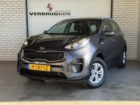 Kia Sportage 1.6 GDI | Carplay | Stoel/Stuurverw. | Trekhaak | Volledig onderh. | All-in rijklaarprijs