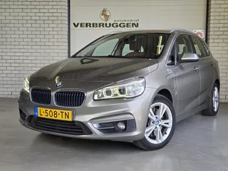 BMW 2-serie Active Tourer 225xe iPerformance High Executive | Leder | Navi | LMV | Camera | PDC V+A