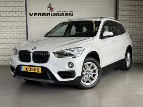 BMW X1 sDrive20i Centennial Executive | Trekhaak | Leder | Stoel&amp;Stuurverw. | Volledig onderh. | Camera | All-in rijklaarprijs