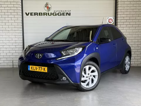 Toyota Aygo X 1.0 VVT-i MT First | 17"LMV | ALL-Season | Stoelverw. | Carplay | All-in rijklaarprijs