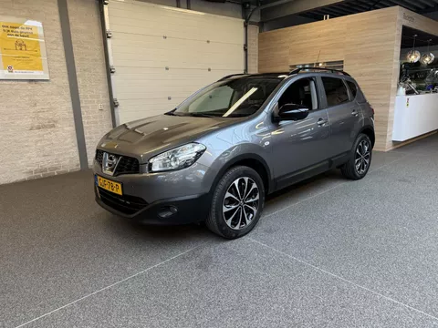 Nissan Qashqai 1.6 Acenta | Trekhaak | 18"LMV | Panodak | Navi | All-in rijklaarprijs