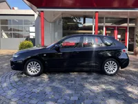 Subaru Impreza 2.0R Luxury AWD | Trekhaak | 16" LMV | ALL-Season | Cruise | All-in rijklaarprijs Foto