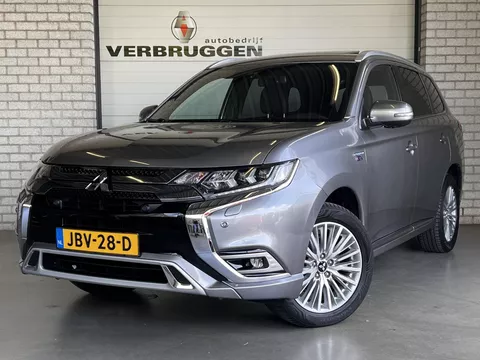 Mitsubishi Outlander 2.4 PHEV Instyle | Leder | Schuif/Kanteldak | 360 Camera | Adap.Cruise | All-in rijklaarprijs