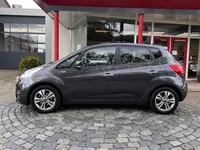 Kia Venga 1.6 CVVT Platinum Edition | Schuif/Kanteldak | Navi | Camera | ALL-Season | Keyless | All-in rijklaarprijs Foto