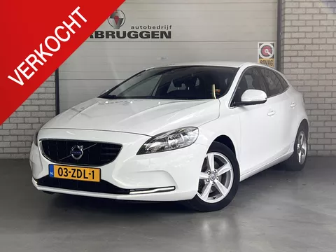 Volvo V40 1.6 T3 Momentum | 16" LMV | Keyless | Camera | Navi | All-in rijklaarprijs