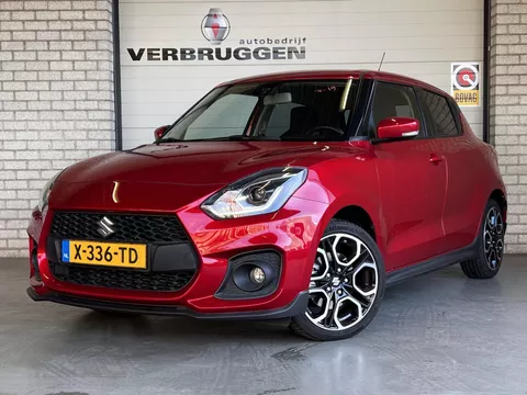 Suzuki Swift 1.4 Sport Smart Hybrid | NIEUWSTAAT | Carplay | Navi | Camera | All-in rijklaarprijs