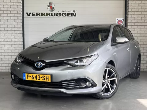 Toyota Auris 1.8 Hybrid Team D | 17" LMV | ALL-Season | Navi | Camera | Stoelverw. | BT | All-in rijklaarprijs Toyota Auris 1.8 Hybrid Team D | 17" LMV | ALL-Season | Navi | Camera | Stoelverw. | BT | All-in rijklaarprijs